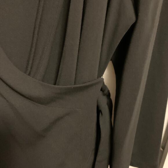 Emme True Wrap Blouse Plus Size 1 Black - Picture 4 of 9